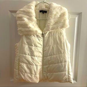 Reversible faux fur white vest